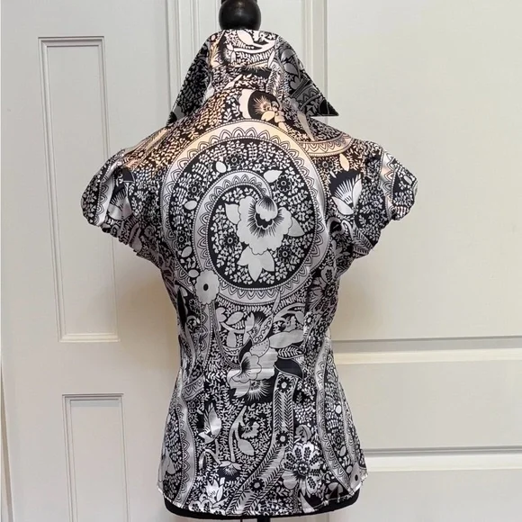Black and White Paisley Women's Top - Picture 2 of 2